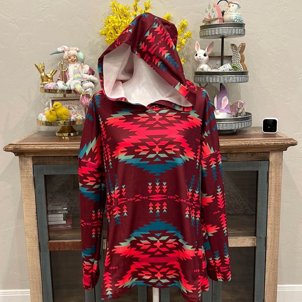 NWT Crazy Train hoodie 2X Aztec